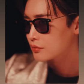 2025/04/26  singlesインスタ動画の画像