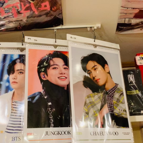 2023年　韓流人気スター　壁掛け&卓上カレンダー　入荷してますの画像