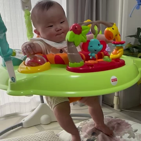 【5m30d】ジャンパーで大興奮とストローの画像