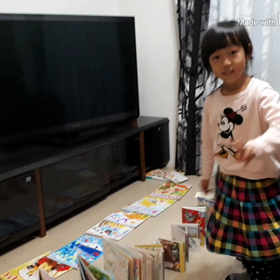 ＠本を使って巨大ドミノ?？の画像