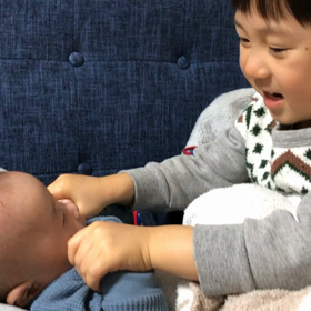 ［動画］兄弟でおしゃべりの画像