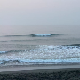 6月18日千葉北、東浪見の朝 の波の画像