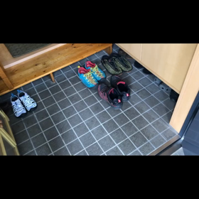 玄関掃除にケルヒャー出動、運気上昇期待！の画像