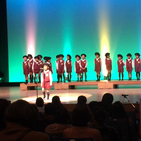 お遊戯会の画像