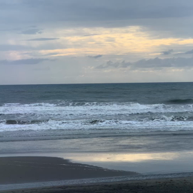 5月15日千葉北、東浪見の朝の波の画像
