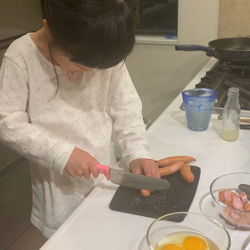子どもキッチン<卵ウィンナー>にハマるの画像