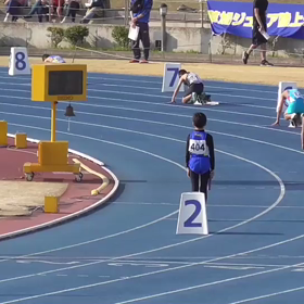 優勝インタビュー(男子リレーメンバー)の画像