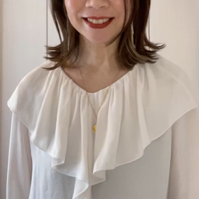 今日のコーデ❤️〜オンラインにもピッタリ✨フリルカラーブラウス〜の画像