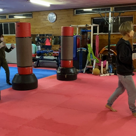 サンドバッグ蹴り！の画像