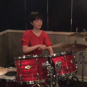 姉弟ドラムの画像