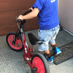 カーズの自転車の画像