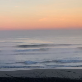 12月29日千葉北、東浪見の朝の波の画像