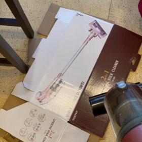 新しい掃除機☆の画像