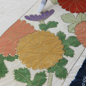 アンティーク振袖の漂白の画像