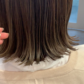 オリーブグレージュの画像