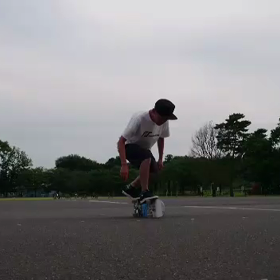 アマチュア/フリースタイルスケートボーダーの画像