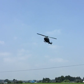 自衛隊ヘリ、安住神社に着陸の画像