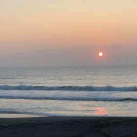 8月7日千葉北、東浪見の朝の波の画像