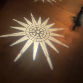 光のダンスの画像