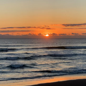 11月4日千葉北、東浪見の朝の波の画像