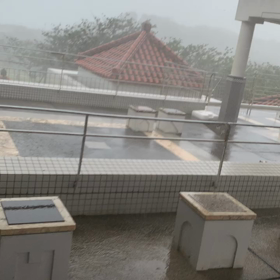 台風17号直撃の為臨時休業の画像