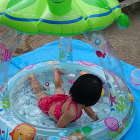 水遊び 動画の画像