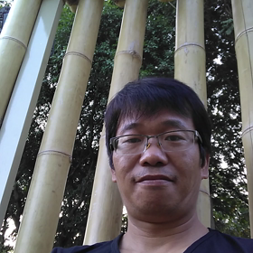 Playing badminton with strangers ;)の画像