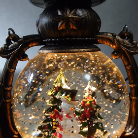 クリスマス前の贈り物の画像