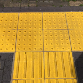 午前中、階段登るの画像