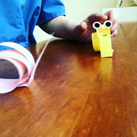 丸めるだけでオモチャができちゃう！の画像