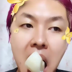 夜中に梨を食うニートの画像