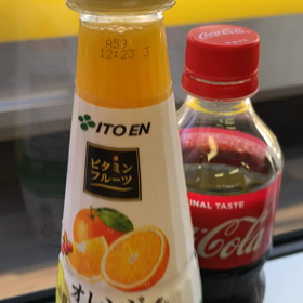 おれんじじゆうす、こおらとこらぼの画像