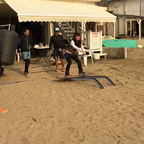 福間海岸　海の家　チーム海が爆笑サンドウェイクボードにビスケットの画像