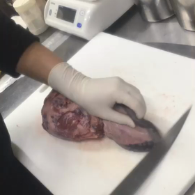 黒タンの皮むき！「した処理段階」の画像