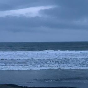 3月8日千葉北、東浪見の朝の波の画像