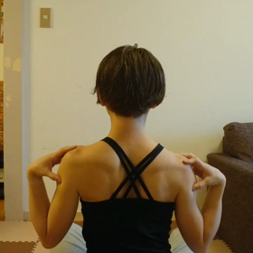 【肩こり肩甲骨をほぐす運動】の画像