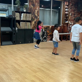 ダンスのレッスンの画像