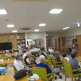 ちんどん屋さんの画像