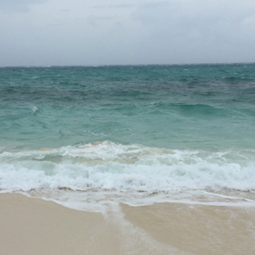 荒れた池間ブロックの画像