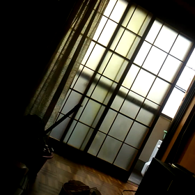 なになにしてくれへん、の画像