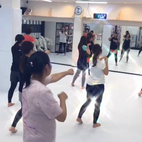 レディースクラスの画像