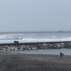 11月27日千葉北、東浪見の朝の波の画像