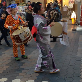 チンドン屋の画像