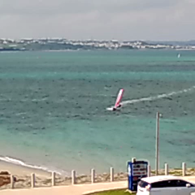 今日も吹いてますの画像