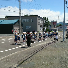 中頓別小学校鼓笛隊パレードの画像