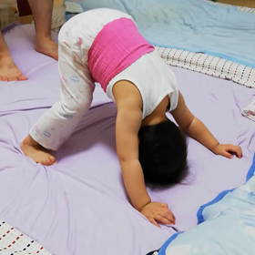 でんぐり返し出来るようになりました。の画像