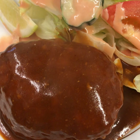 #紅亭 １１月５日(火曜日)の#おまかせランチ は#煮込みハンバーグ と、#白身魚のフラ...の画像