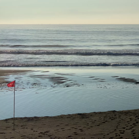 8月4日千葉北、東浪見の朝の波の画像
