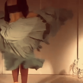 【荒野に息吹く昼顔の青】の画像