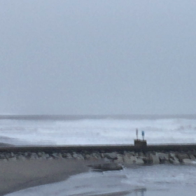 11月10日千葉北、東浪見の朝の波の画像